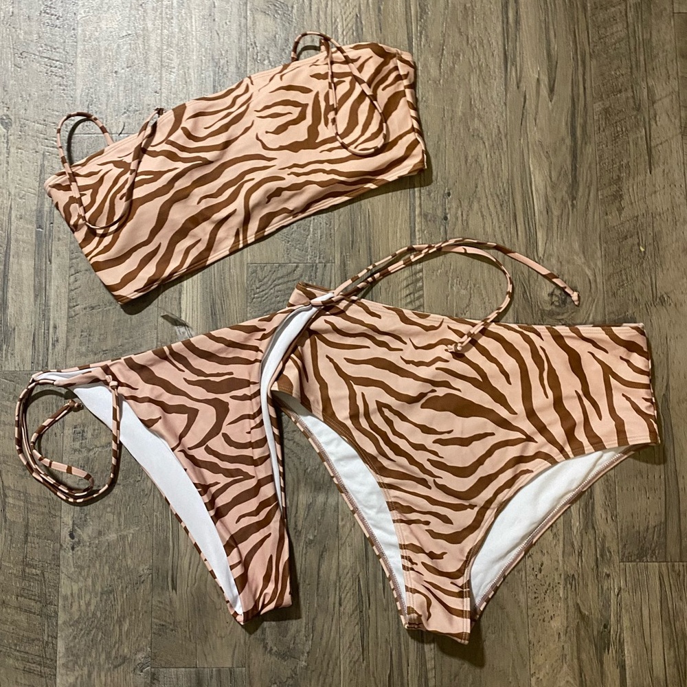 Bathing suit